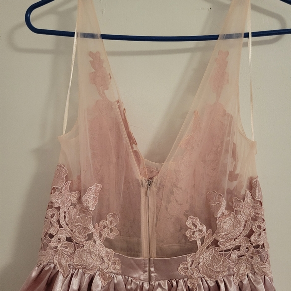 Purple Formal gown - Picture 3 of 4